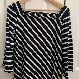 NWT Banana Republic top, size S.